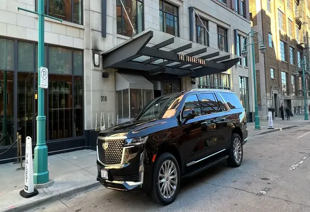 Luxury Car for Hourly Rentals